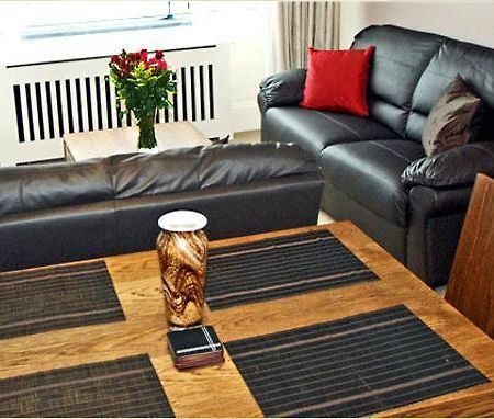 Oxbridge Apartments Лондон Екстериор снимка